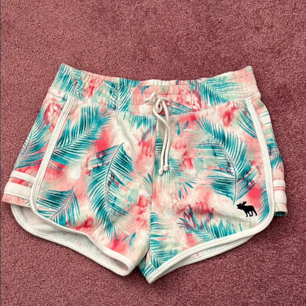 Abercrombie & Fitch Women's Tropical Print Shorts